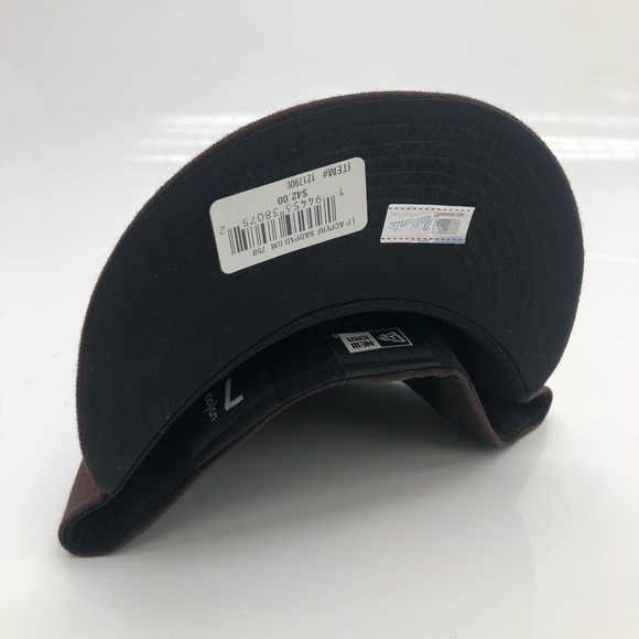 Low Profile San Diego Padres Authentic New Era 7 5/8 Fitted Hat On Field - Picture 5 of 7